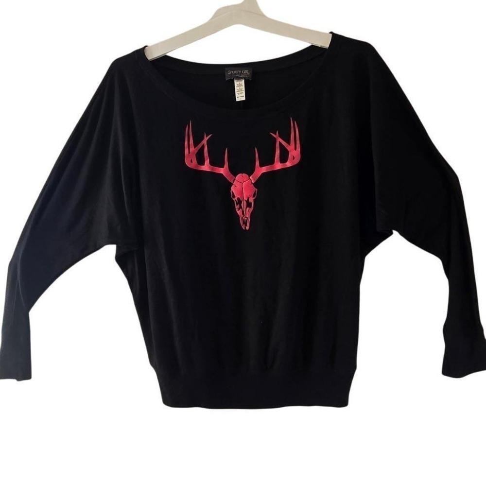 Y2k sporty girl graphic top with bold deer hot pink skull and antler - Picture 2 of 7